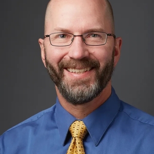 Headshot of Marcus Bosenberg