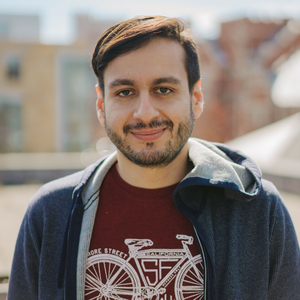 Headshot of Gustavo Santana