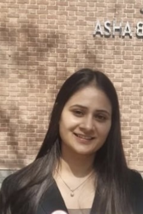 Headshot of Sanjana Taneja