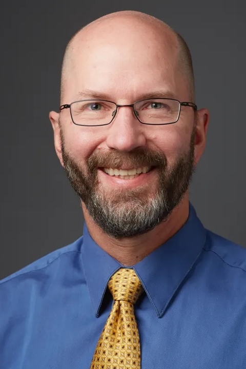 Headshot of Marcus Bosenberg