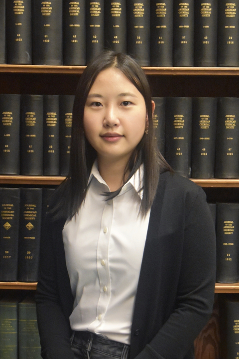 Headshot of Esther Choi