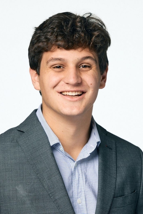Headshot of Manuel Lopez